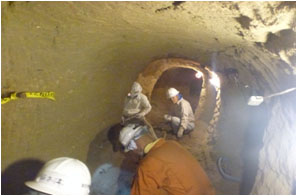 遺骨収容の現場風景3