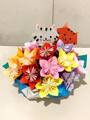 作品名：「折り紙のお花」